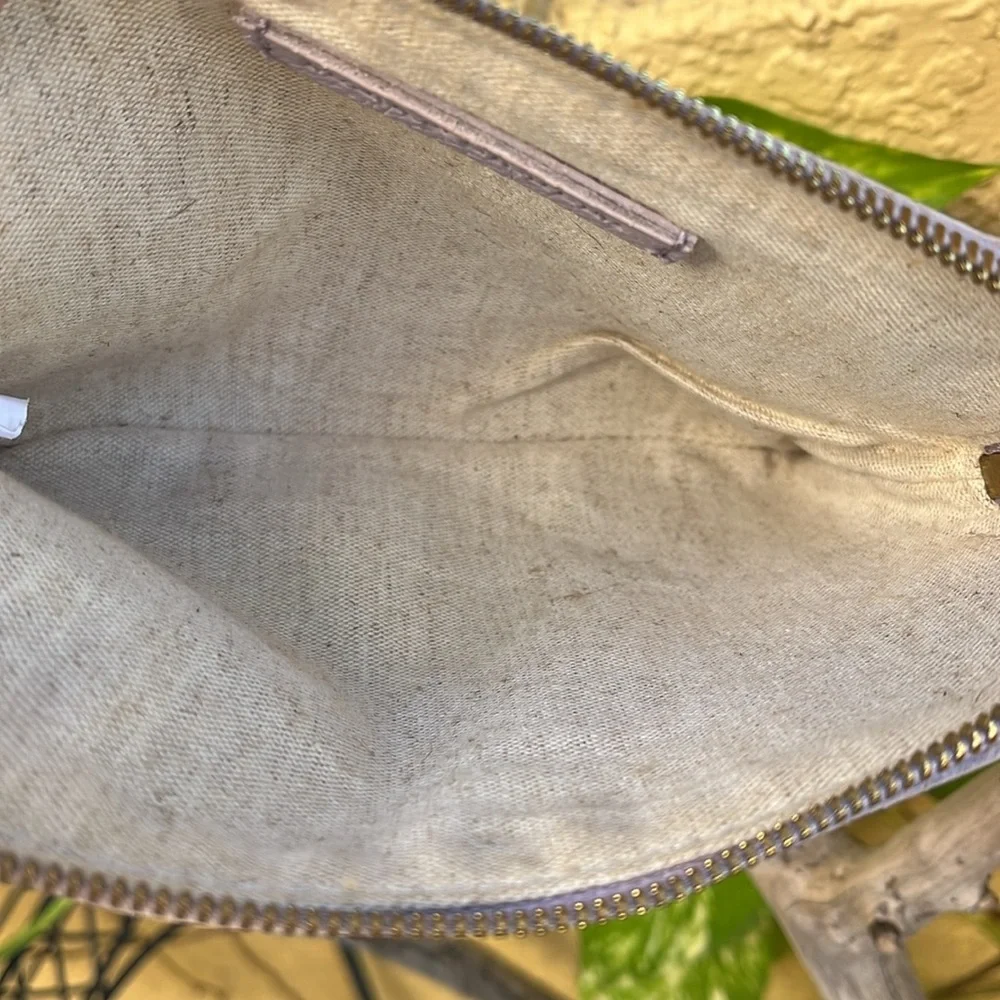 Authentic Mark & Graham Leather Zip Pouch - Picture 12 of 16